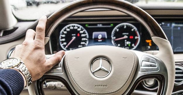 Demandez votre Carte Grise en ligne en - 2 minutes