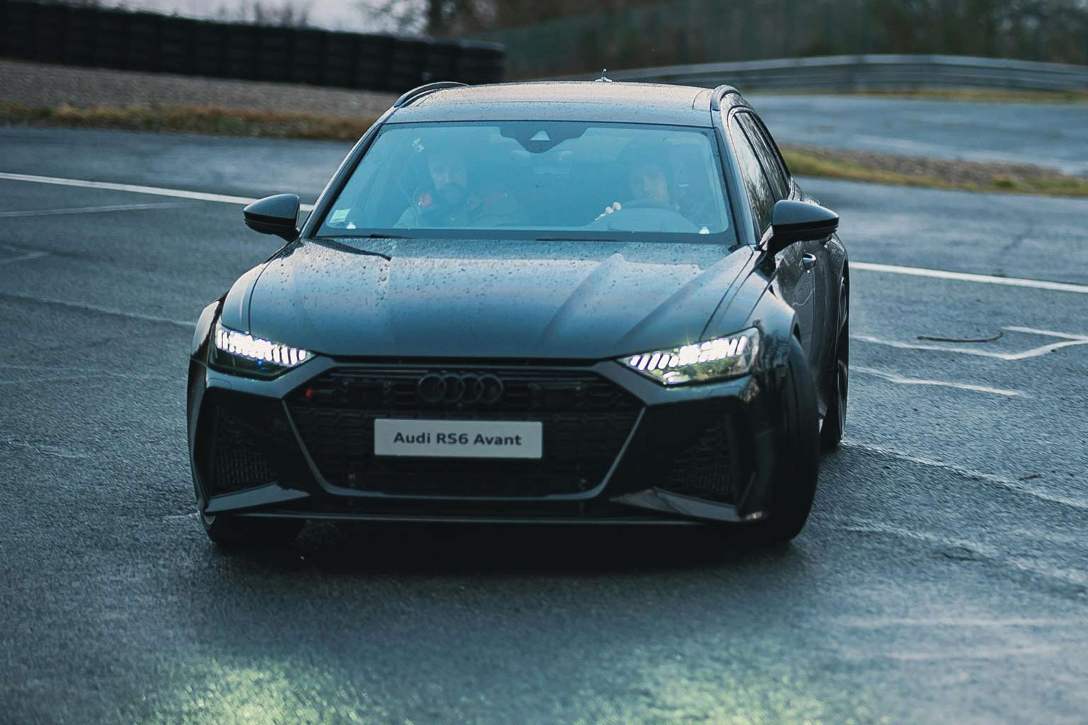 Faites l'essai d'une voiture neuve gratuitement